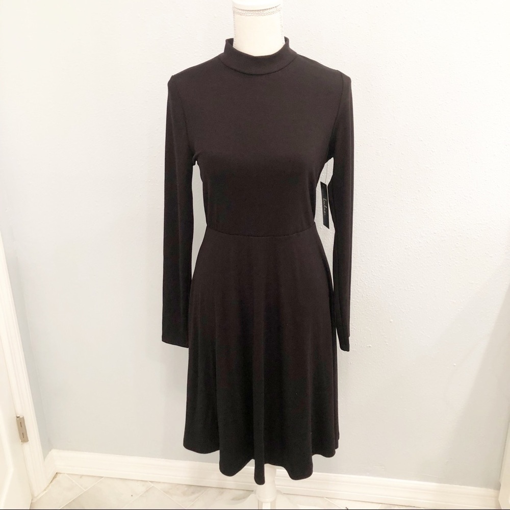 NWT Lulu’s black long sleeve dress
